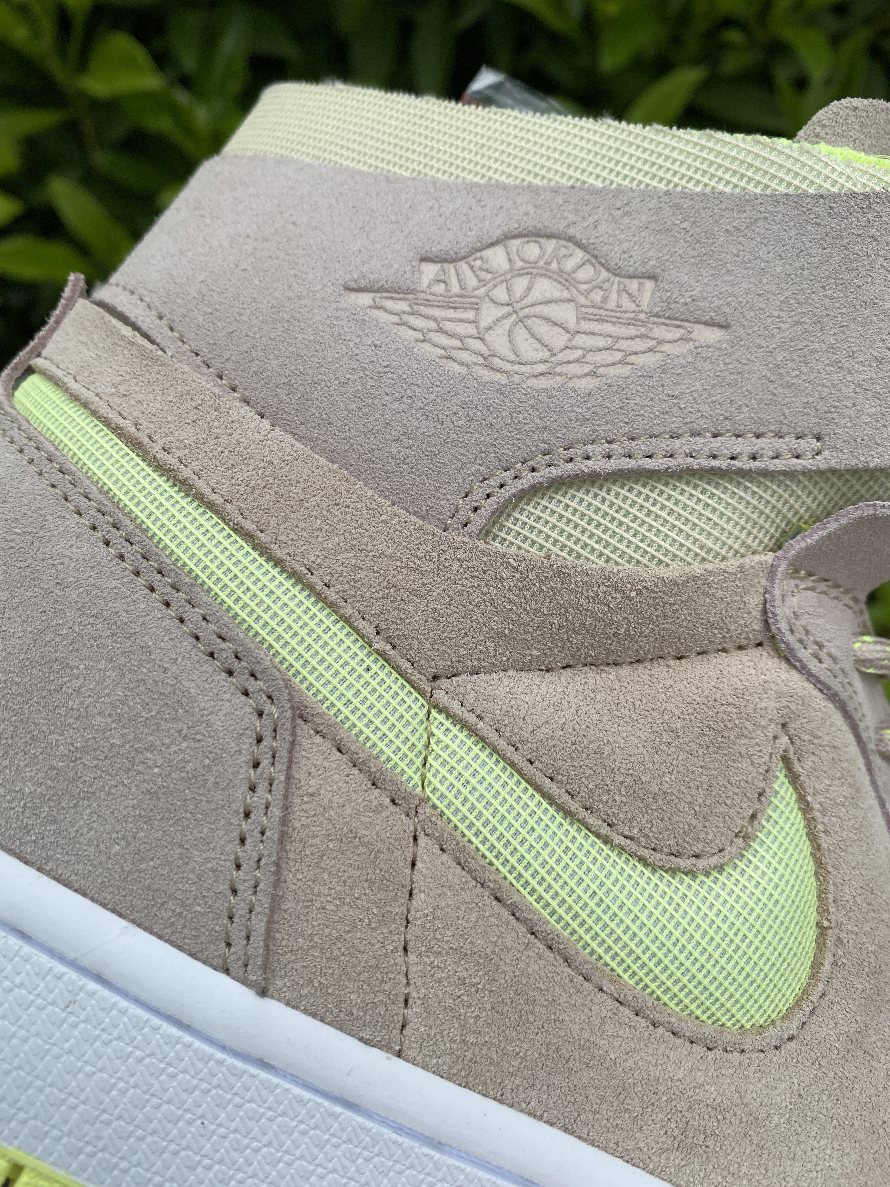 Air Jordan 1 Zoom CMFT Lemon Twist