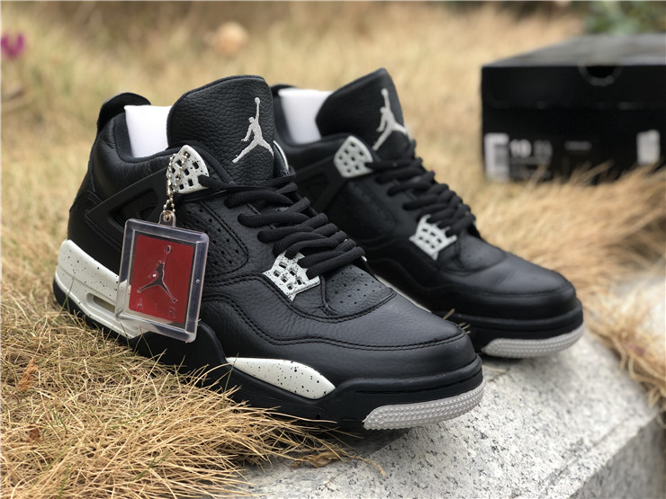 Air Jordan 4 Oreo