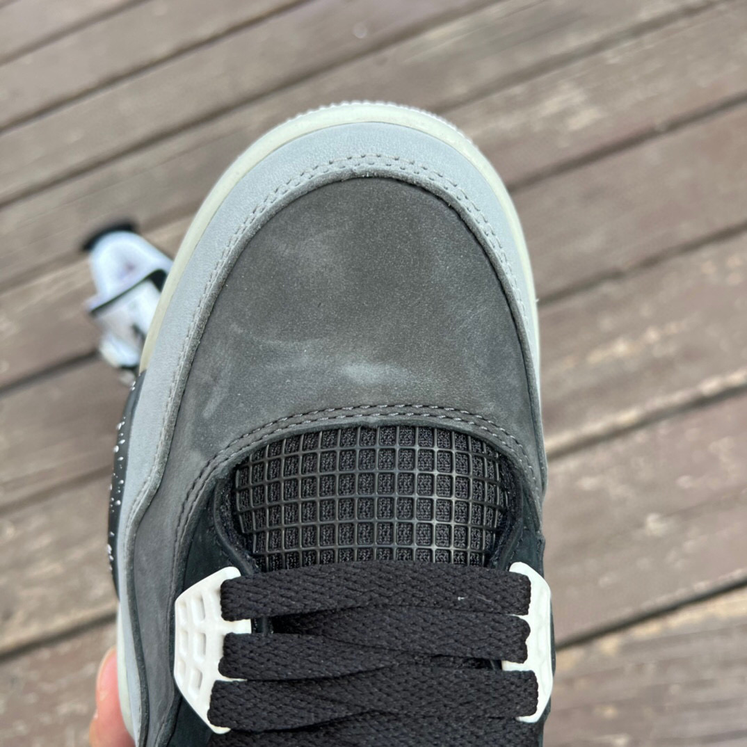 Air Jordan 4 Fear Pack