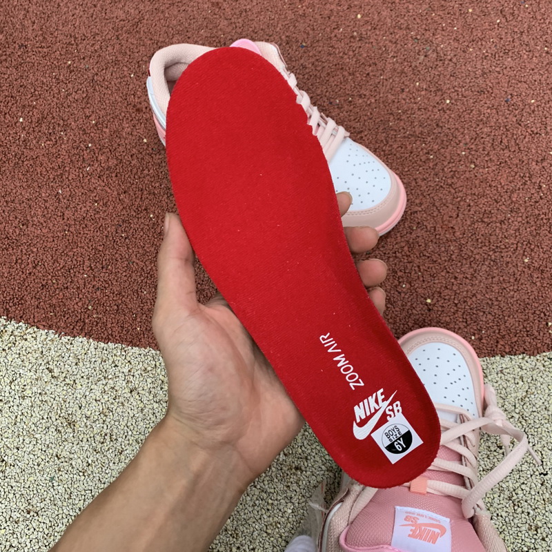 Nike SB Dunk Low Pigeon Pink