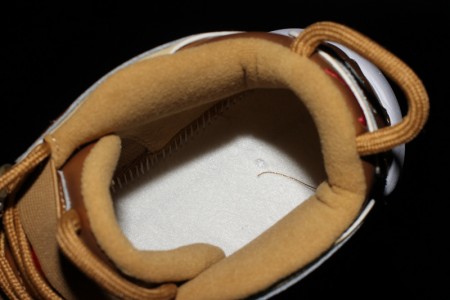 NIKE AIR MORE UPTEMPO