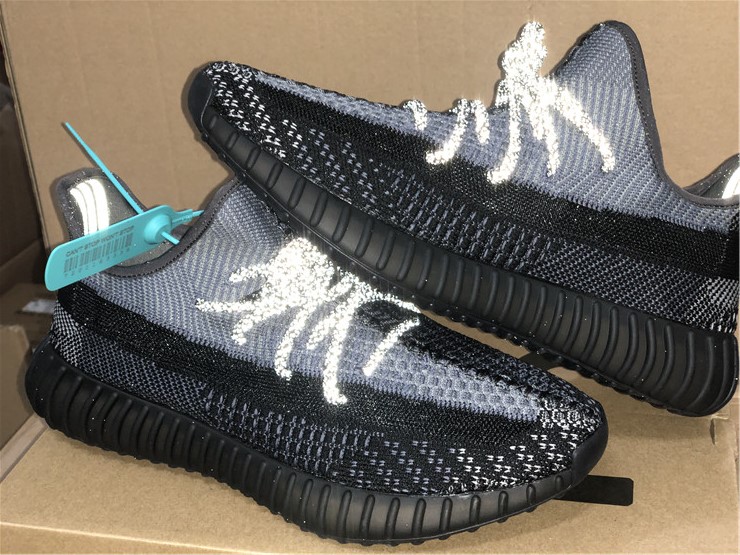 Yeezy Boost 350 Boost V2 Oreo