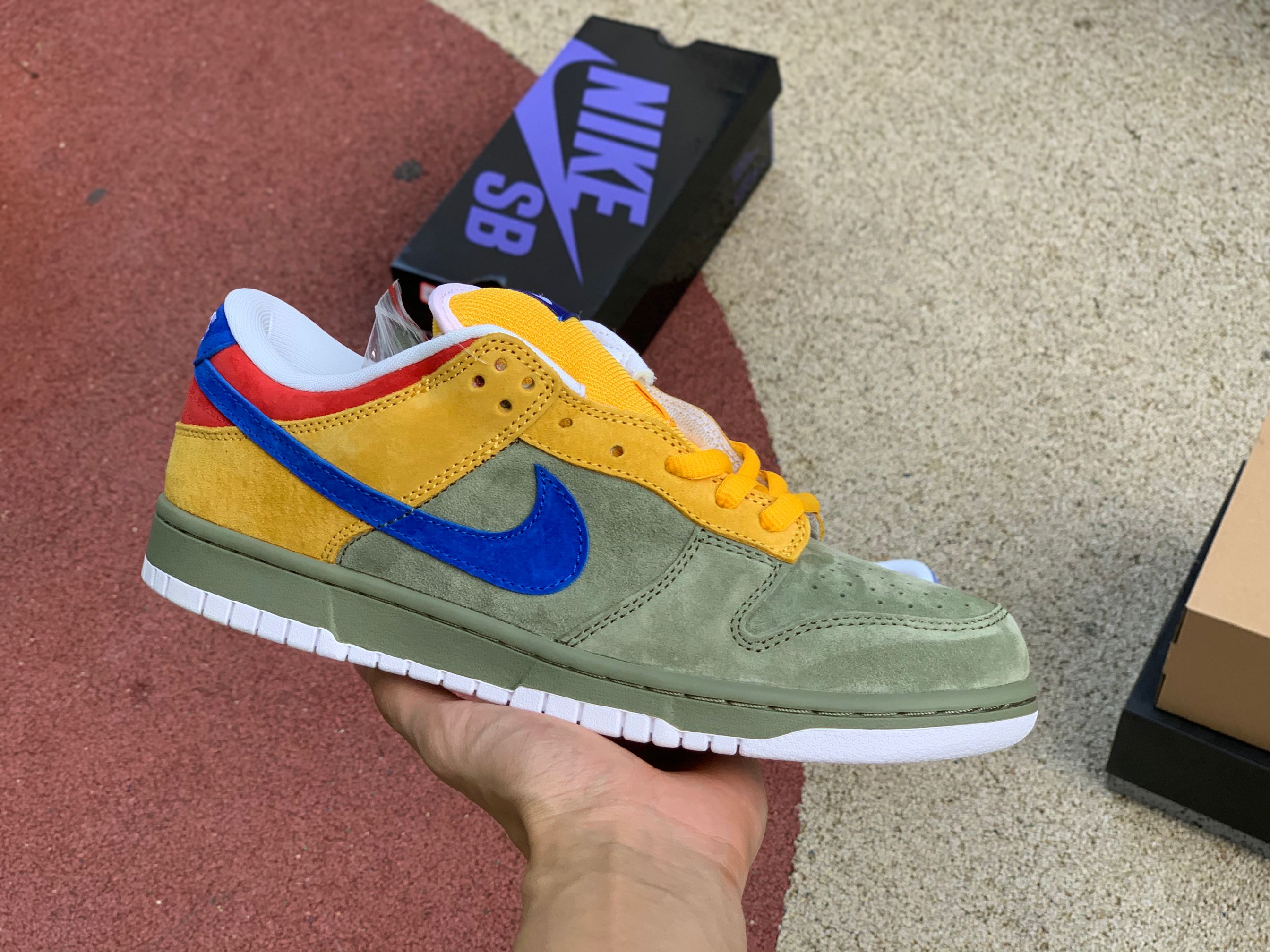 Nike SB Dunk Low Puff N Stuff
