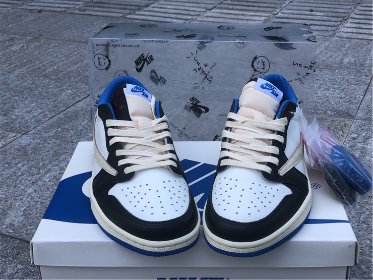 Travis Scott x Fragment x Air Jordan 1 Low