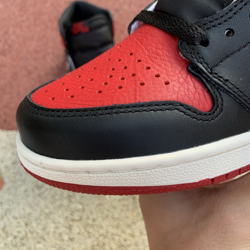 Air Jordan 1 Retro High OG “Bred Toe” GS