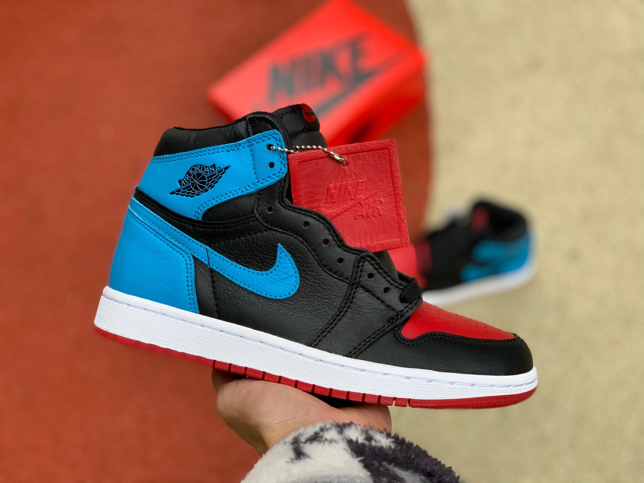 Air Jordan 1 “UNC To Chicago” GS