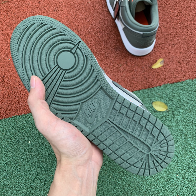 Air Jordan 1 Low shoes