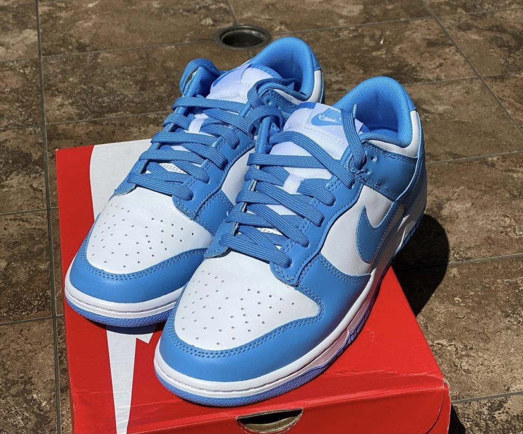 Nike Dunk Low UNC (2021)