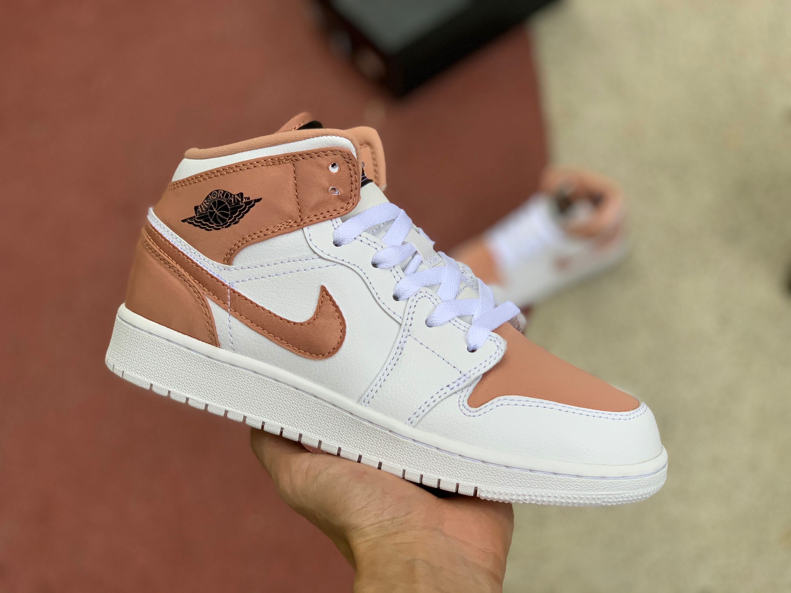 Jordan 1 Mid White Rose Gold