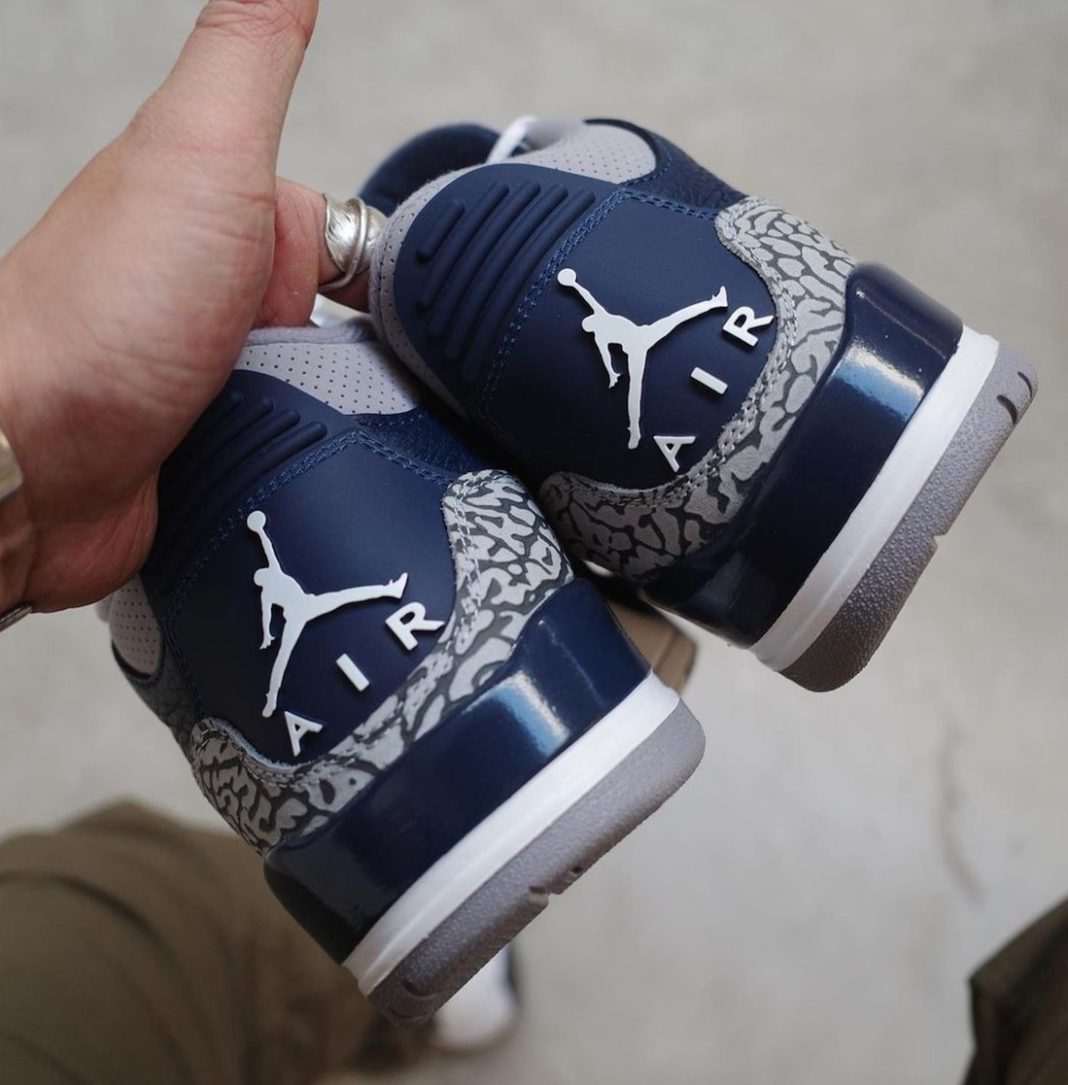 Air Jordan 3 “Midnight Navy”