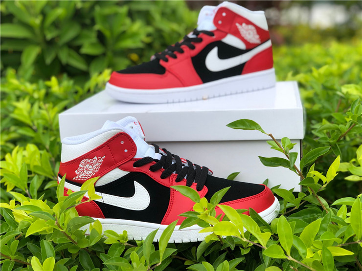 Air Jordan 1 Mid Black Red
