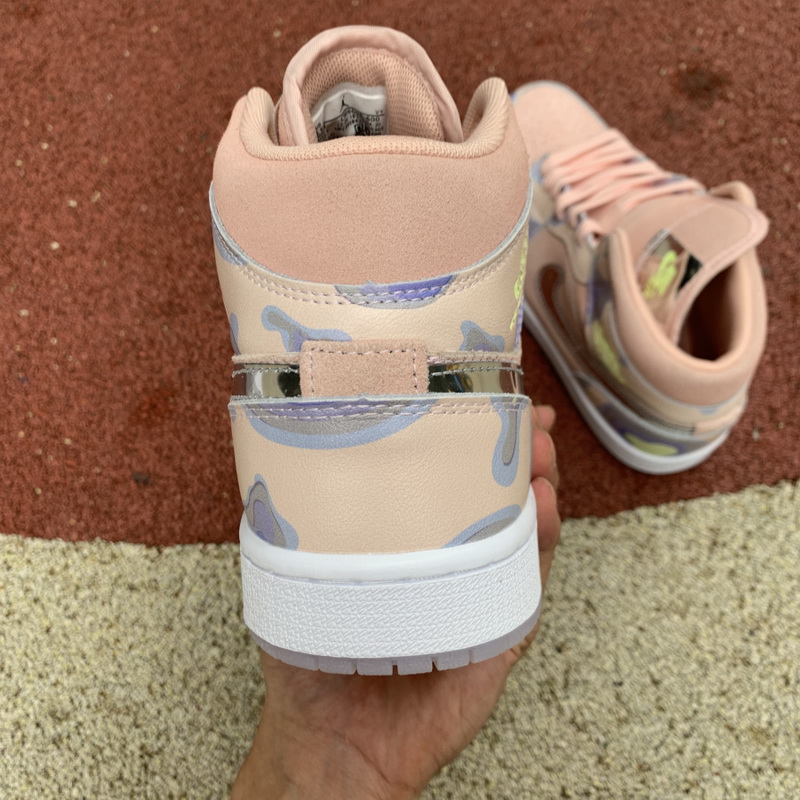 Jordan 1 Mid SE spective