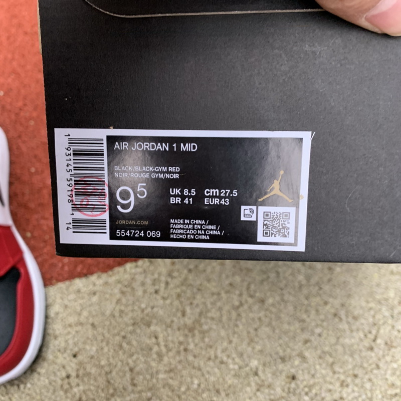 Jordan 1 Mid Chicago Toe