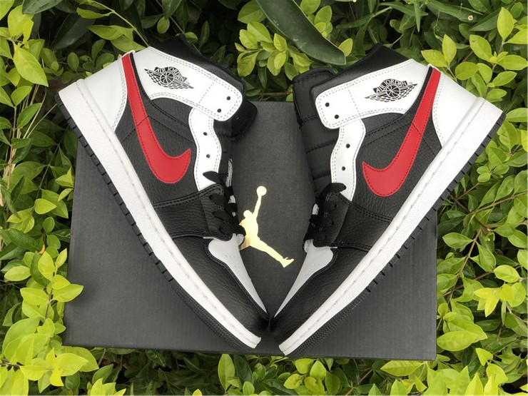 Air Jordan 1 Mid Red White Black