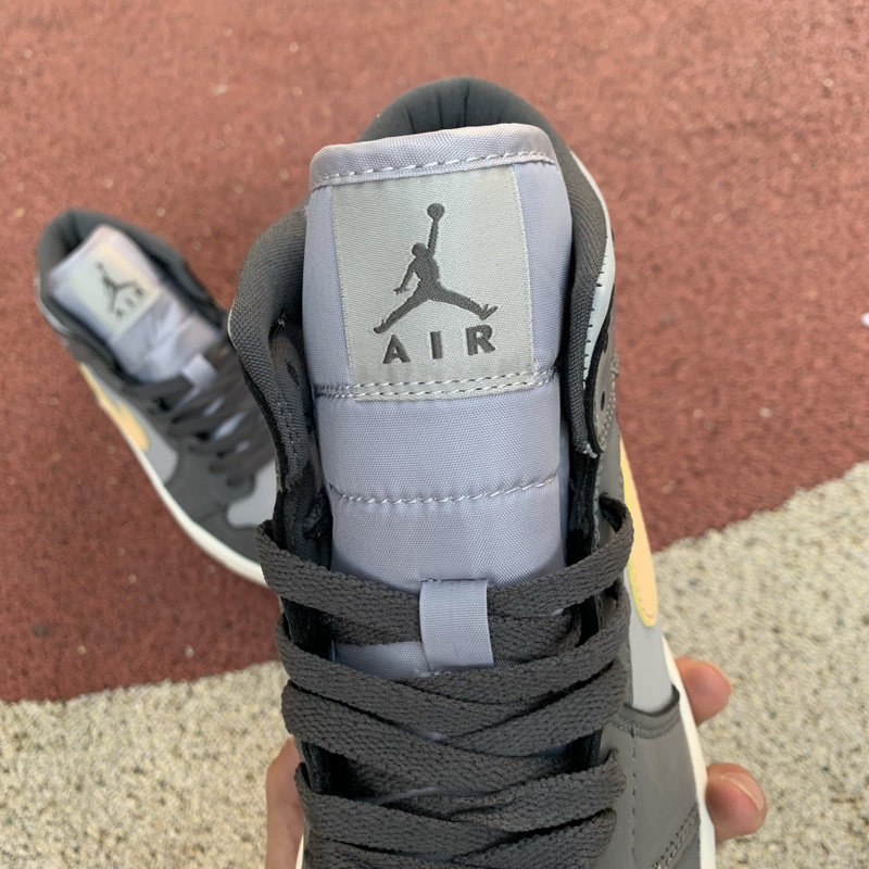 Jordan 1 Mid Grey Onyx