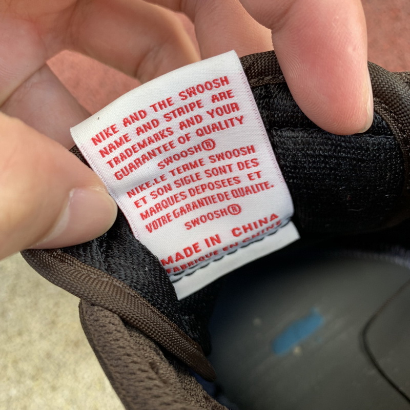 Travis Scott x Air Jordan 1 Low “Dark Mocha”