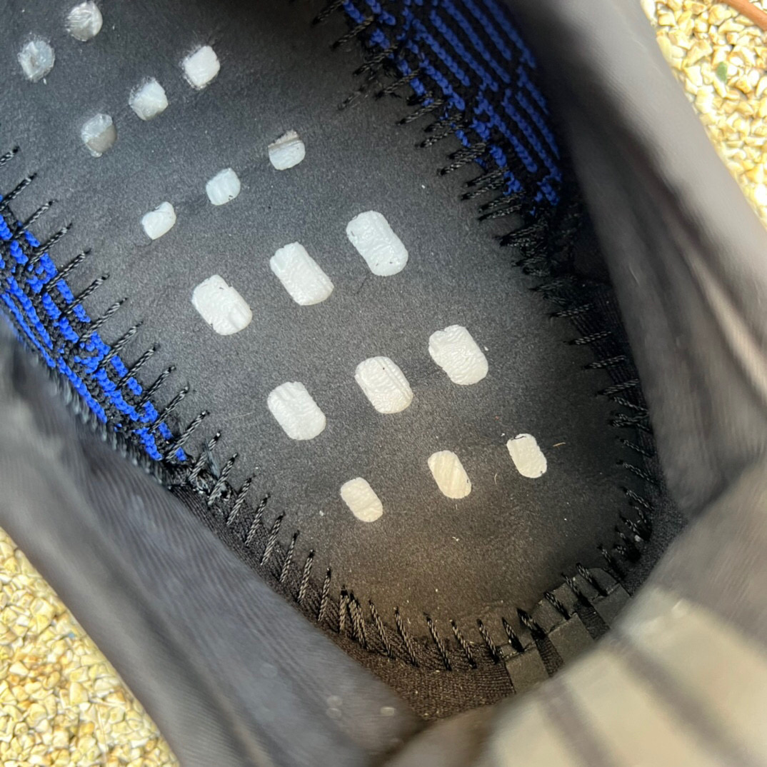 Yeezy 350 V2 Royal Blue