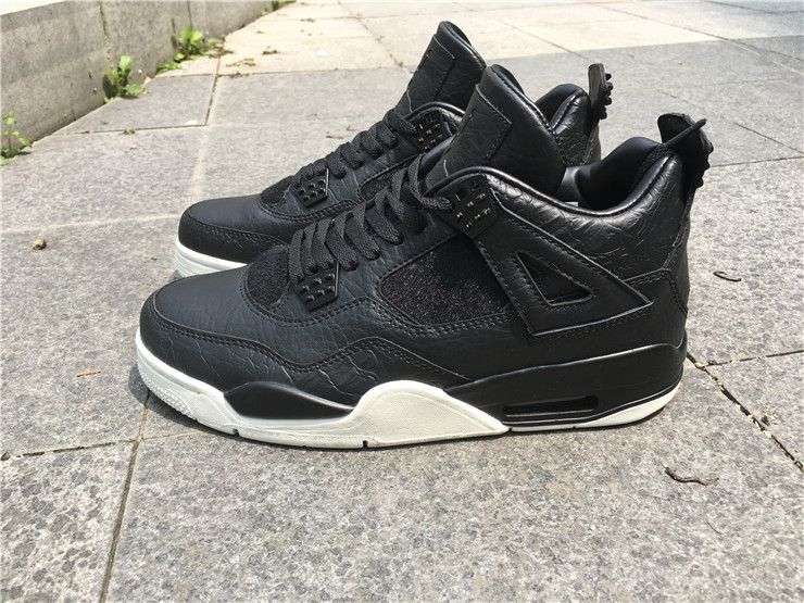 Air Jordan 4 Premium