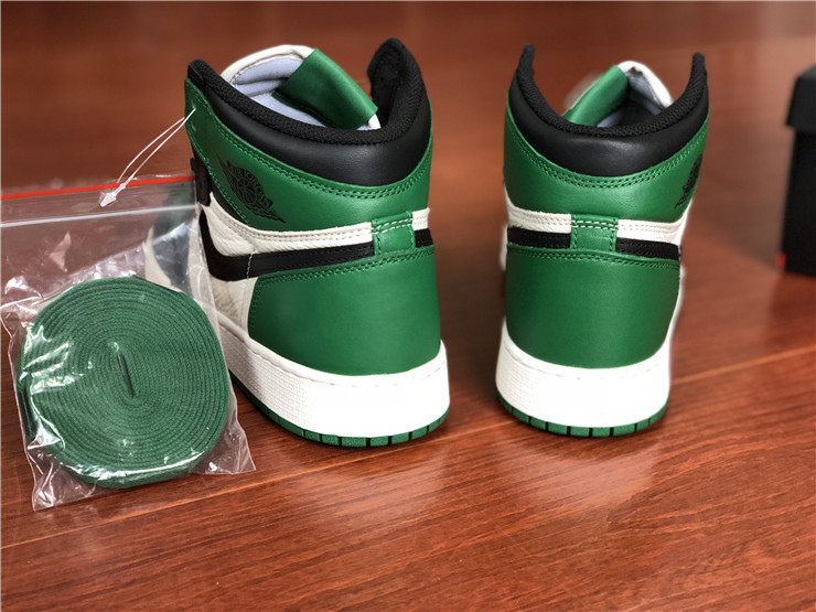 Air Jordan 1 “Green Toe” GS