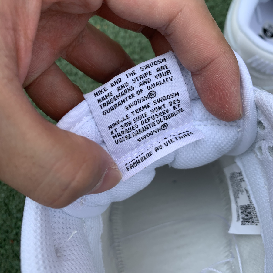 Nike SB Dunk Low Triple White