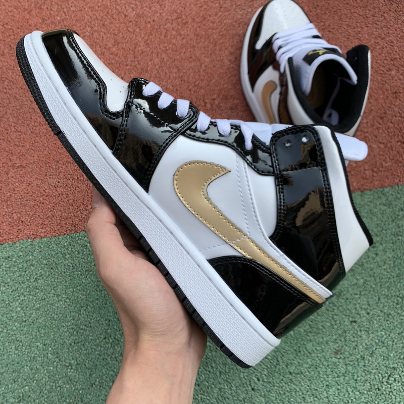 Jordan 1 Mid Patent Black White Gold
