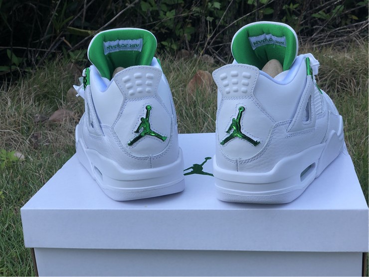 Air Jordan 4 Pine Green