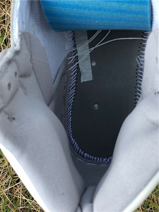 Air Jordan 1 “Grey White”