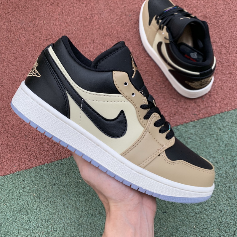 Air Jordan 1 Low shoes