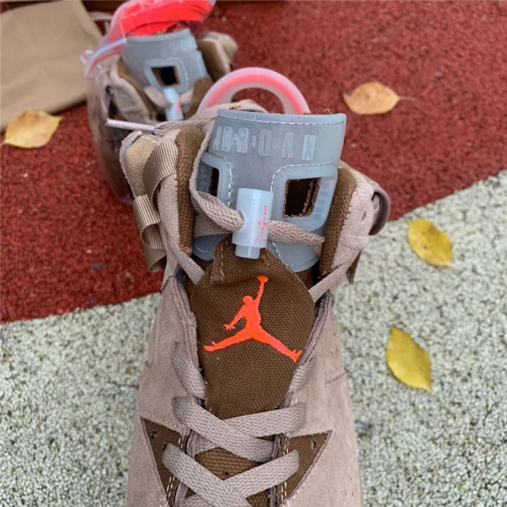 Travis Scott x Air Jordan 6