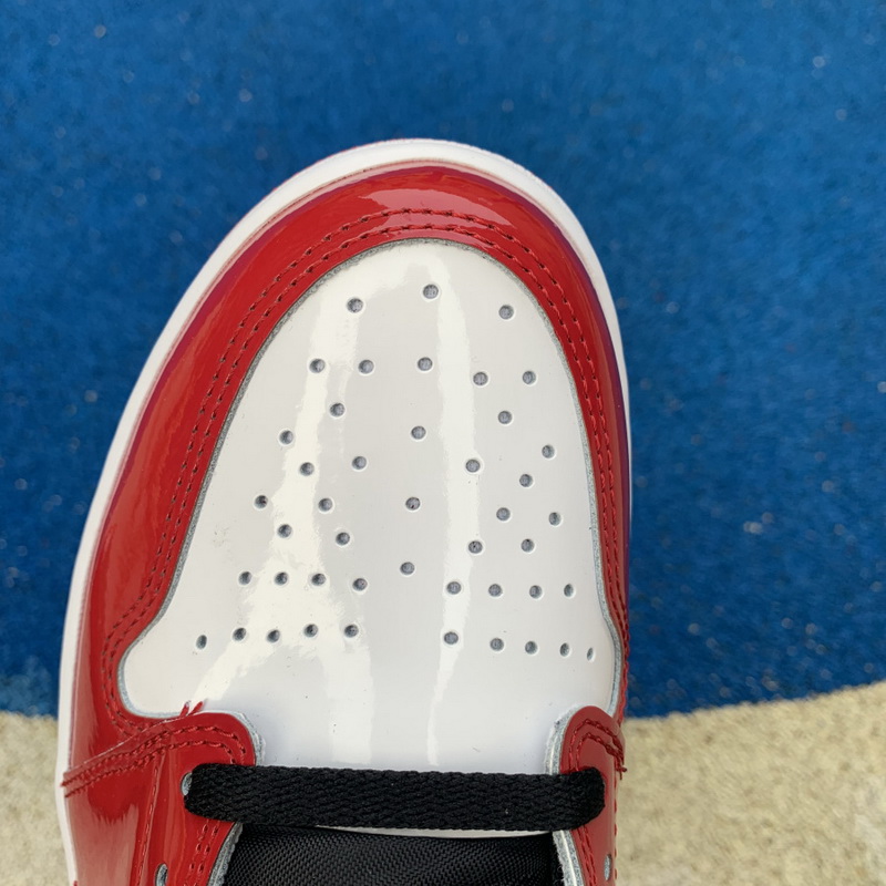 Air Jordan 1 “Fearless” GS