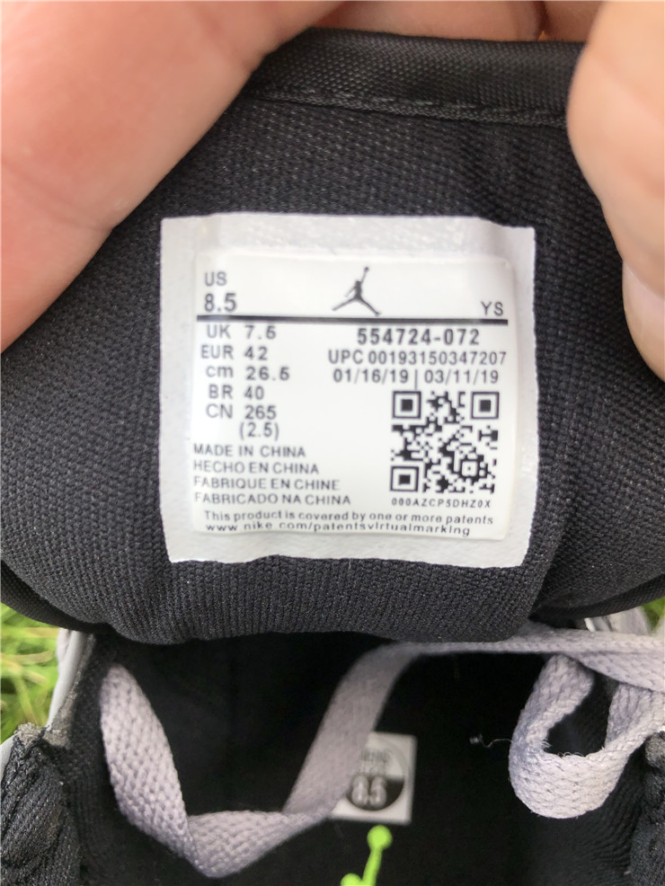 Air Jordan 1 Mid Grey Yellow