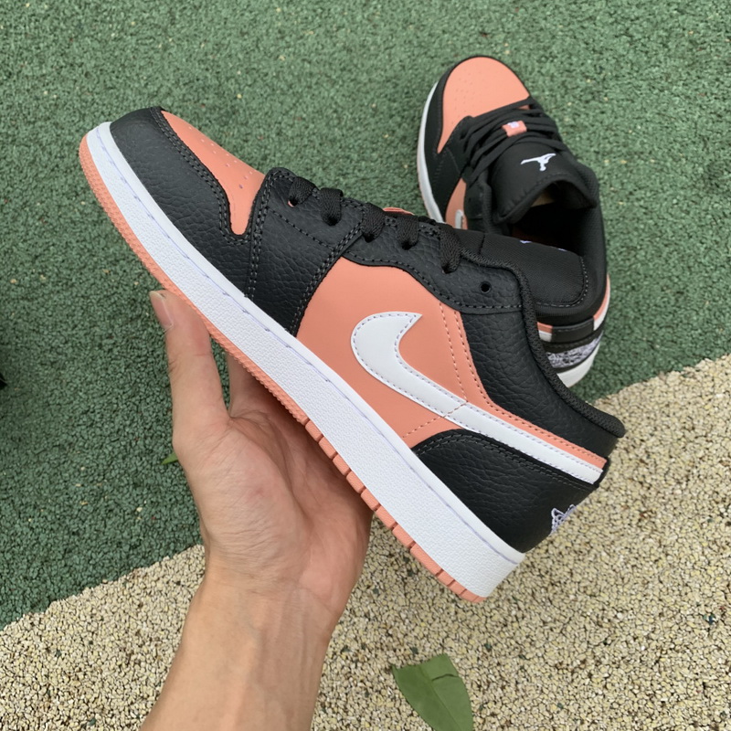 Air Jordan 1 Low shoes