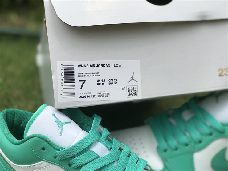 Air Jordan 1 Low White green