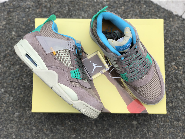 Union LA x Air Jordan 4 ''Taupe Haze''