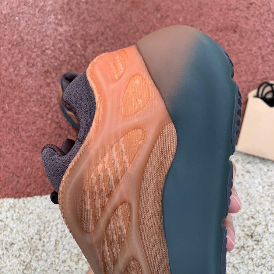 Yeezy 700 V3 COPFAD GY4109