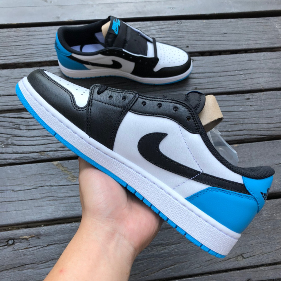 Air Jordan 1 Low OG UNC AJ1 Low-top black, white, and blue