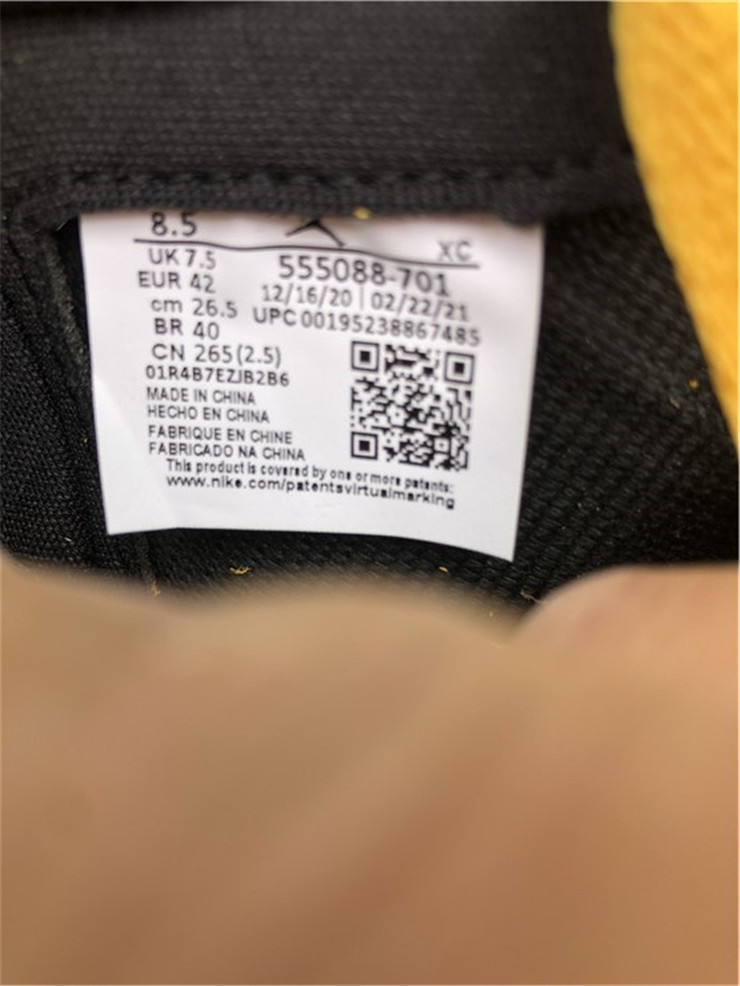 Air Jordan 1 High OG Pollen