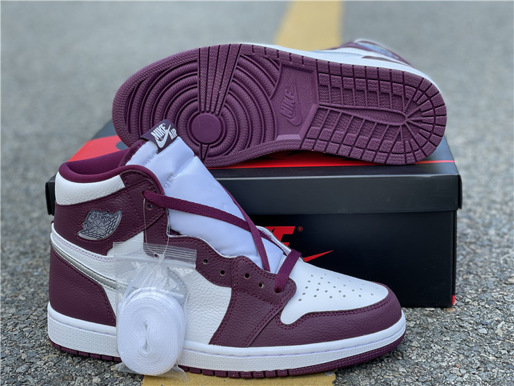 Air Jordan 1 Retro High OG 'Bordeaux'