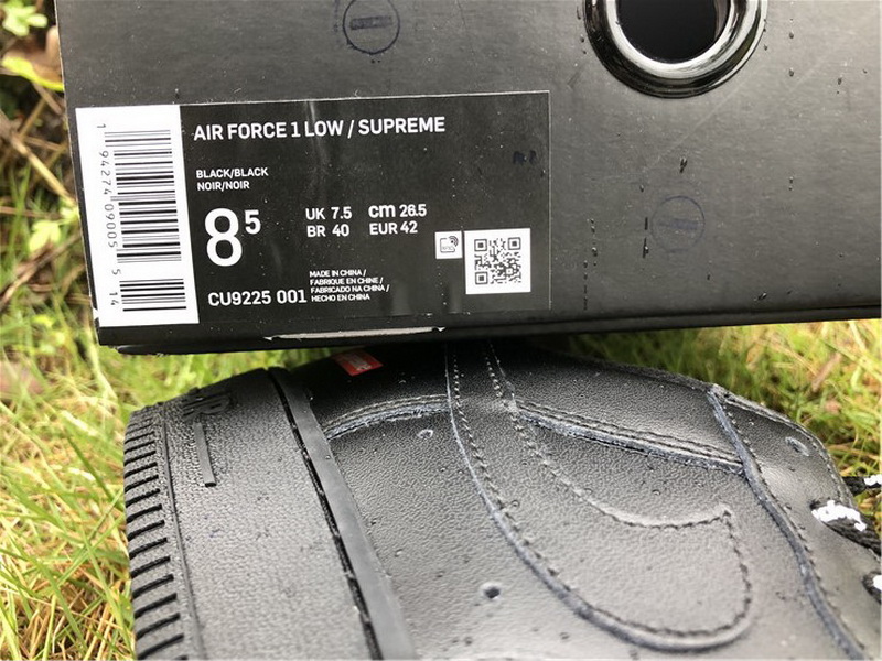 Supreme x Nike Air Force 1 Low