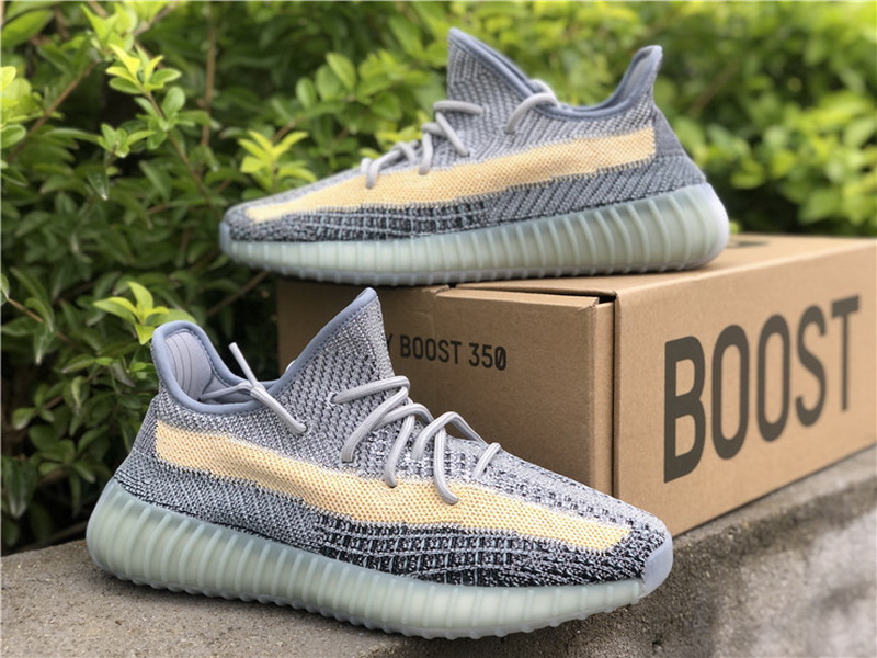 Yeezy Boost 350 V2 Ash Blue