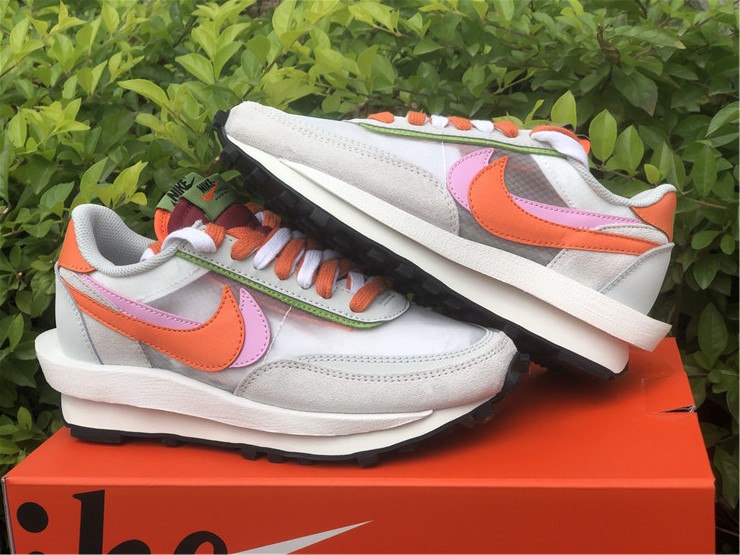 Sacai x Nike LD Waffle ''White Pink''