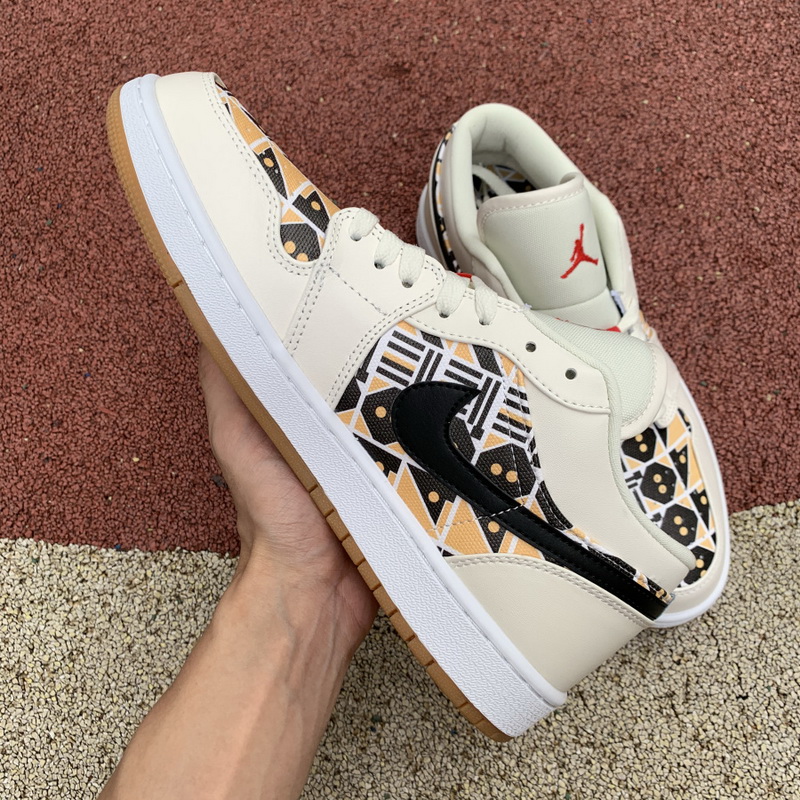 Air Jordan 1 Low shoes