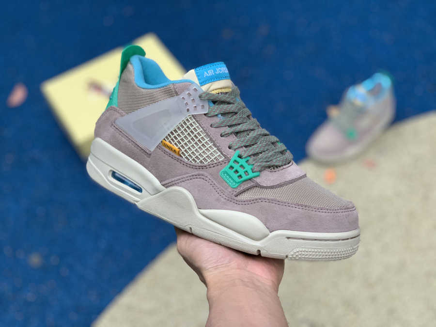 Union LA x Air Jordan 4 ''Taupe Haze''