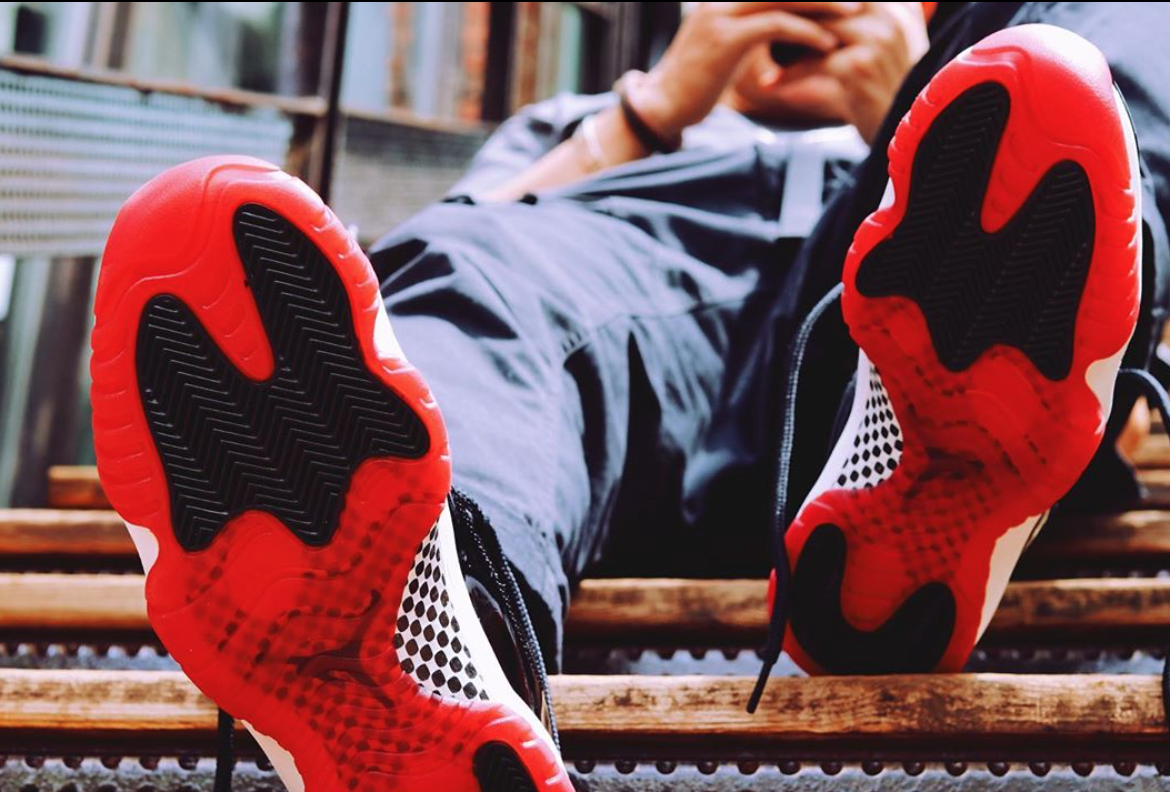 Air Jordan 11 Bred
