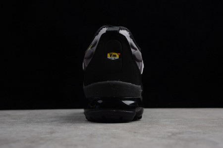 Nike Air VaporMax Plus Black Volt