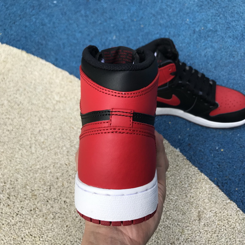 Air Jordan 1 Retro OG High “Banned”GS