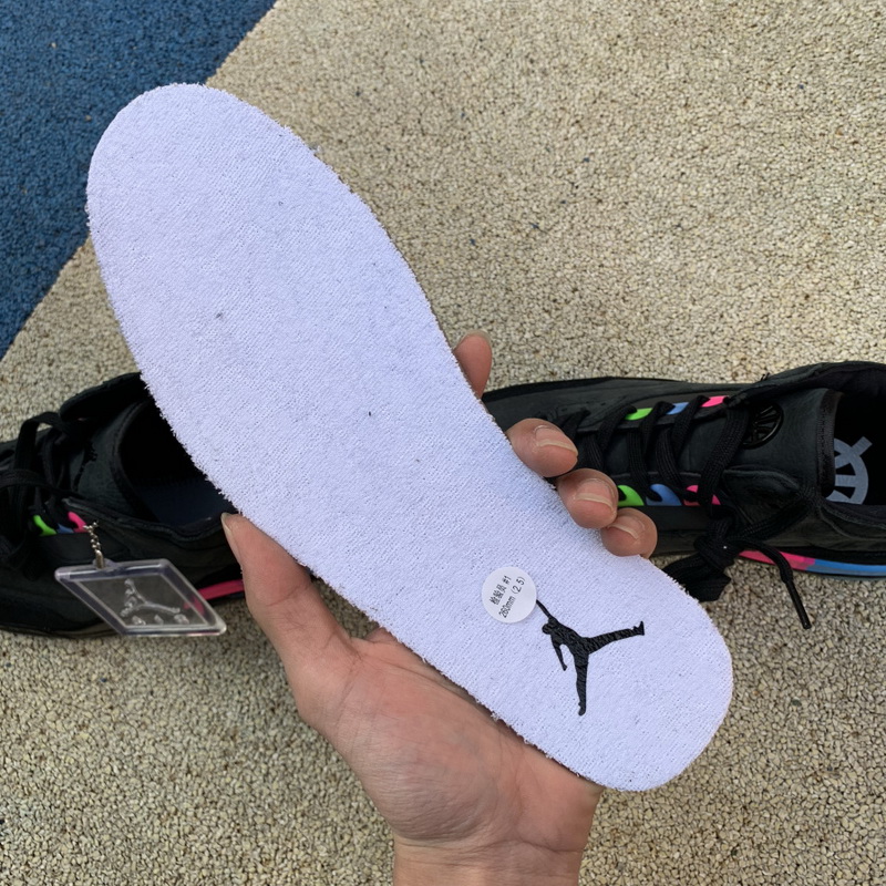 Air Jordan 3 Retro SE Quai 54