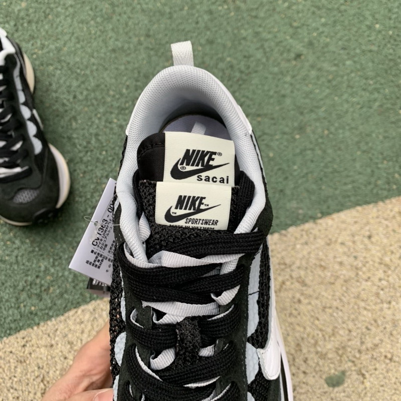 Sacai x Nike Pegasus VaporFly SP Black