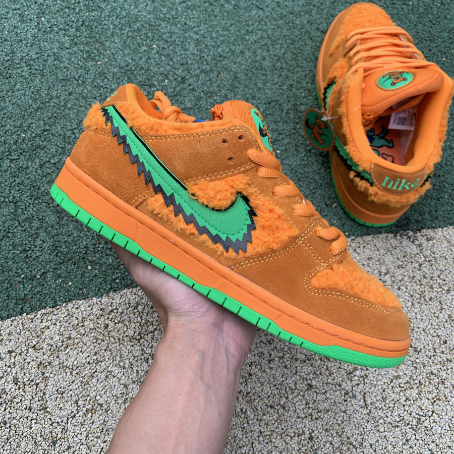 Grateful Dead x Nike SB Dunk Low “Orange Bear” GS