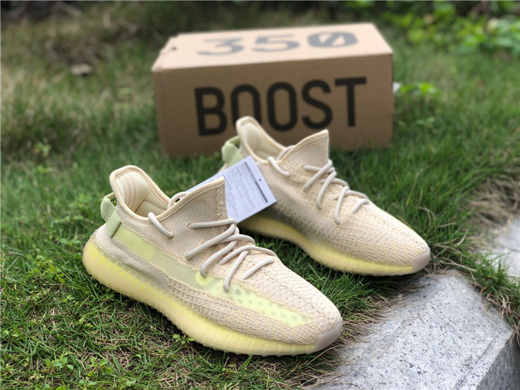 Yeezy Boost 350 Boost V2 “Flax”